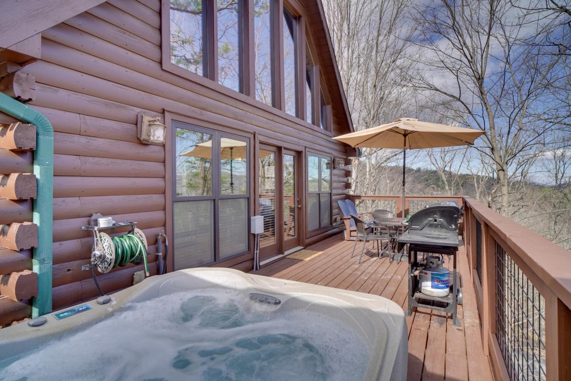 Hatcher Mtn Retreat Sevierville Cabin With Hot Tub! Buitenkant foto