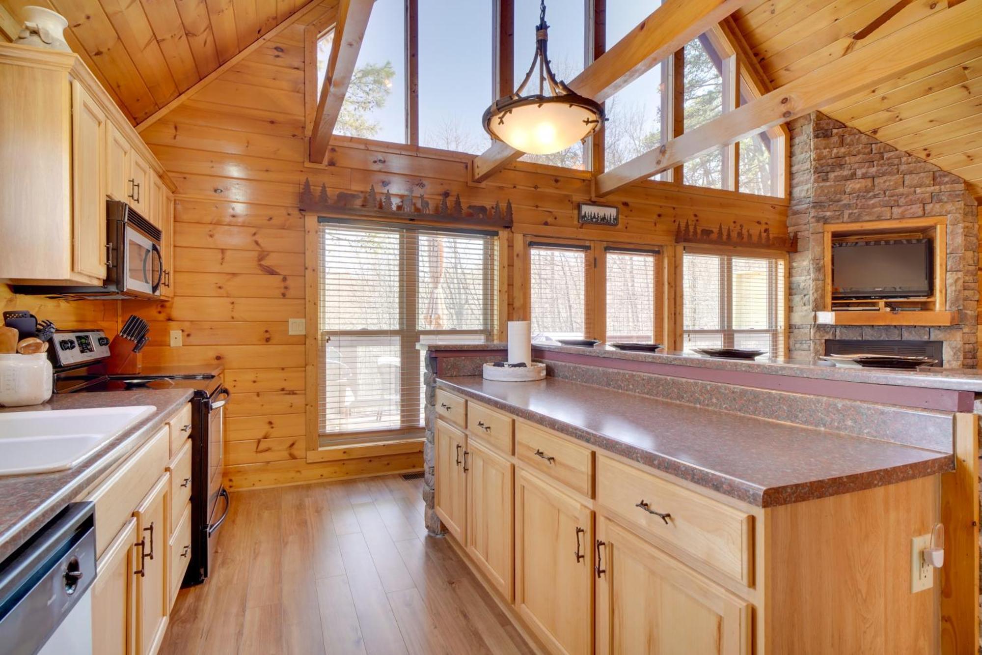 Hatcher Mtn Retreat Sevierville Cabin With Hot Tub! Buitenkant foto